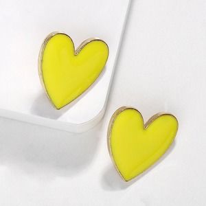 Yellow Heart Shaped Gold Lining Stud Earring